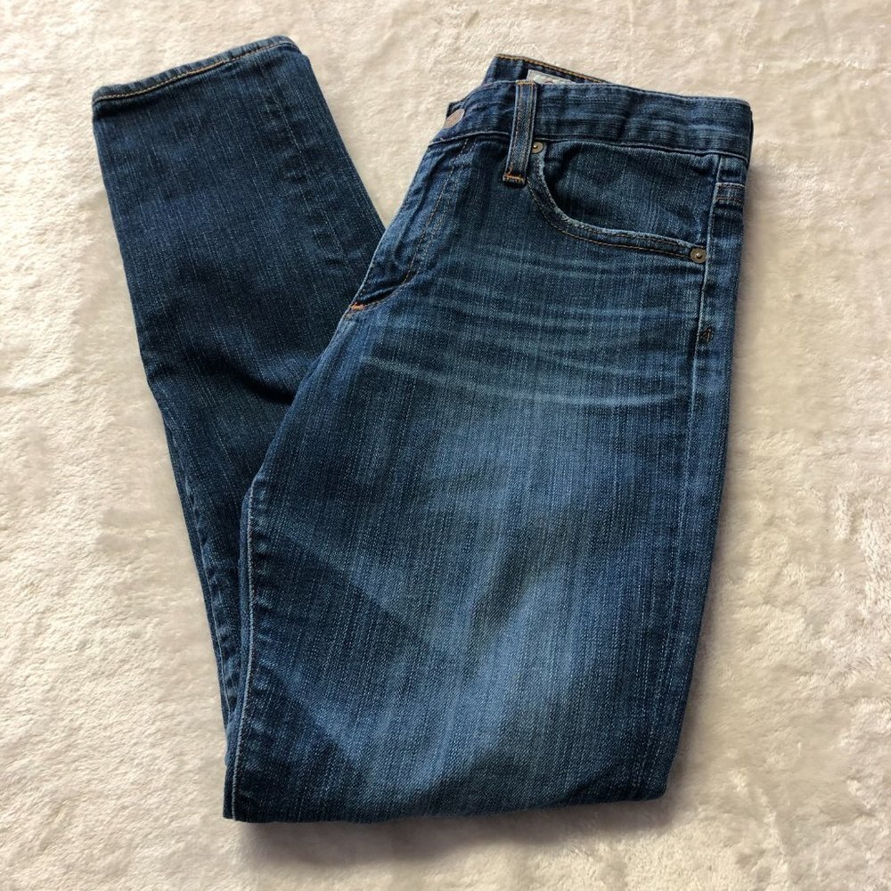 AG Adriano Goldschmied The Farrah High-Rise Skinny Med Wash Jeans Size 28R